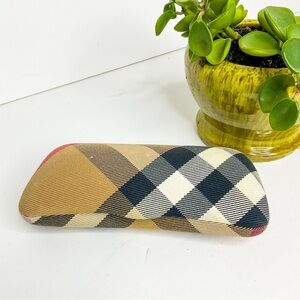 Burberry London Eyeglass Case Nova Check Tartan Glasses Case